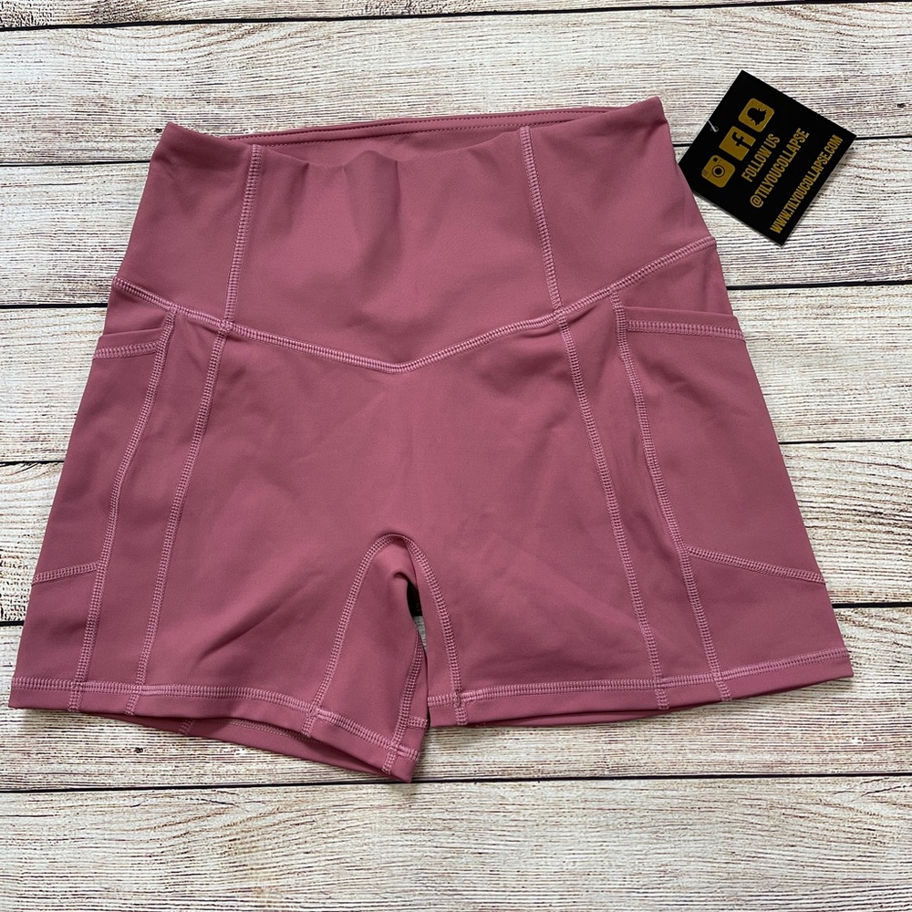 Til You Collapse shorts - Size Small (Fits size 6)